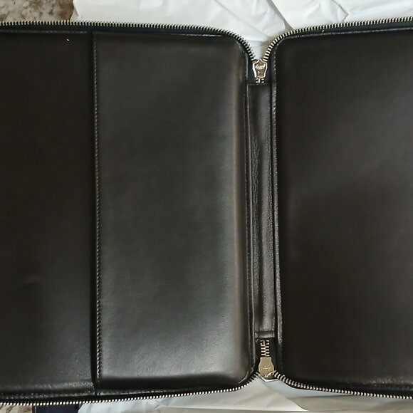 Prada Vintage Tessuto Nylon iPad Case Black - Picture 4 of 11